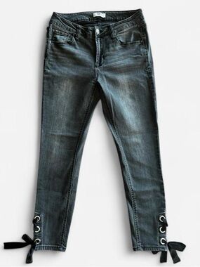 Kensie Jeans Gray Skinny Jeans with Ribbon Lace up Bottoms